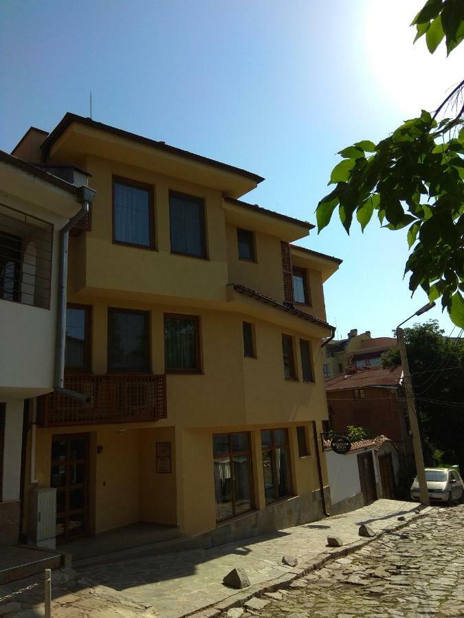 Roots Hotel And Wine Bar Plovdiv Eksteriør billede